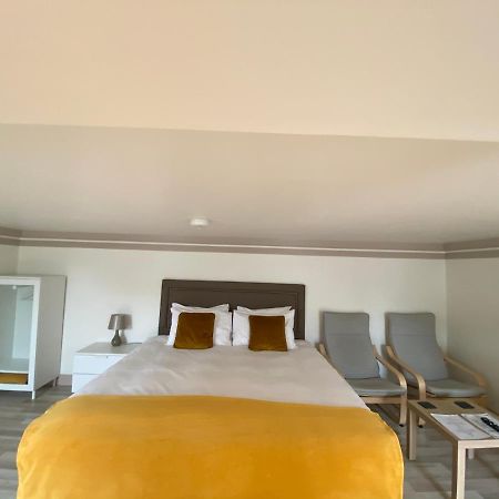 فندق Harlestone Retreat (Adults Only) نورث هامبتون المظهر الخارجي الصورة
